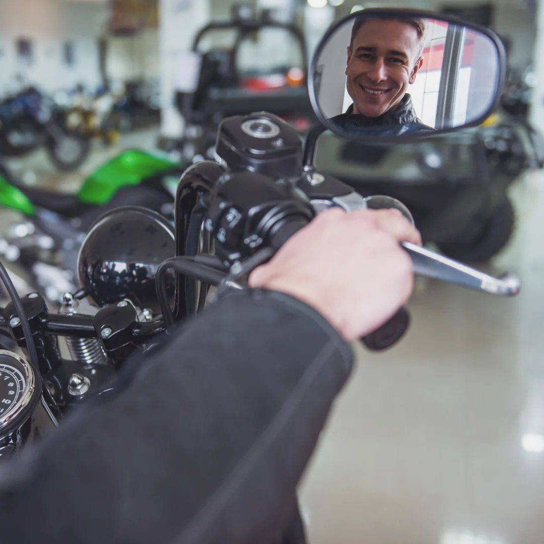 Emplacar Moto Zero em São Paulo: Qual é o melhor caminho?